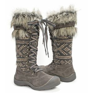 MUK LUKS Gwen Tall Lace Up Snow Boot!